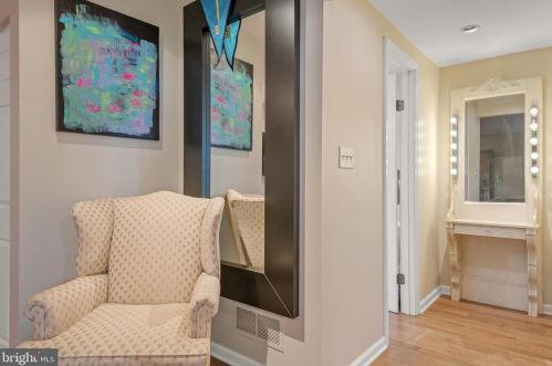 1827 Krystle Dr, Lancaster PA  17602-4149 exterior