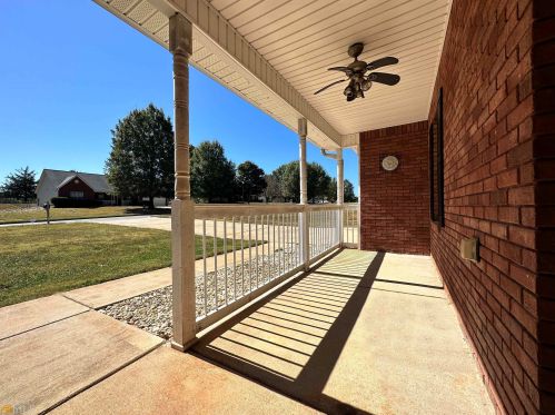 106 Meadow View Dr, Jackson GA  30233-2908 exterior