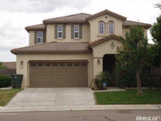 1216 Laurel Park Cir, Manteca, CA 95337-8322