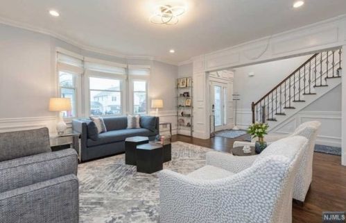 188 Hillcrest Ave, Wood-Ridge, NJ 07075-1606