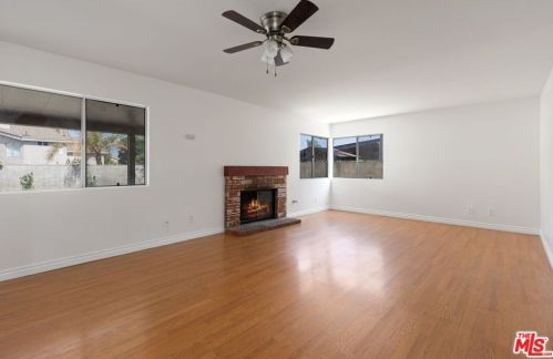 9193 Middlefield Dr, Riverside CA  92508-6258 exterior