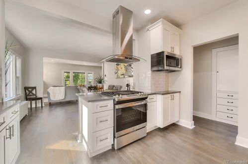 3244 Gaylord St, Denver CO  80205-4131 exterior