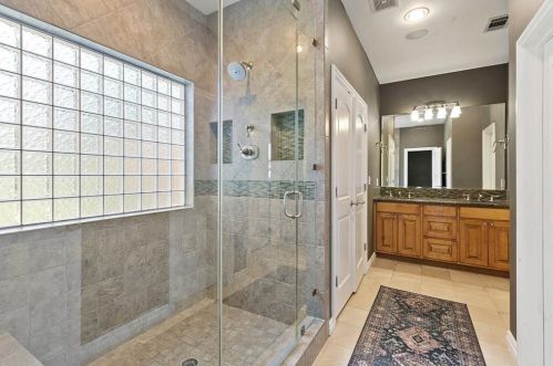 2120 10th St, Austin TX  78702-3412 exterior