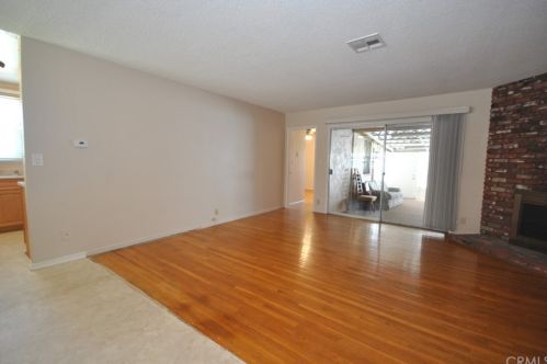 2002 Ninth St, Anaheim CA  92802-3203 exterior