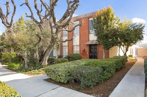 738 Fairhaven St, Anaheim CA  92801-4002 exterior