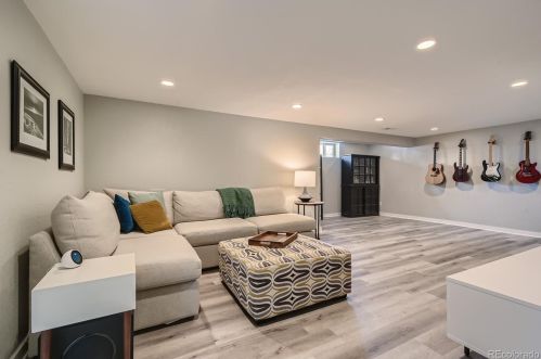 4700 Jason St, Englewood CO 80110-6413 exterior