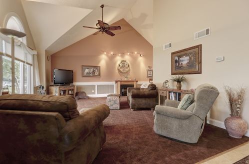15222 Heritage Dr, Plainfield, IL 60544-2136