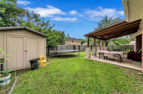 7625 Lawnsberry Dr, Fort Worth TX  76137-4379 exterior