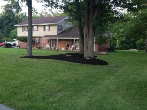 2612 Hummingbird St, Lima, OH 45807-1425
