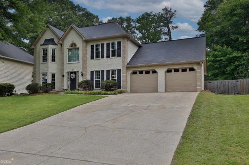 1961 Kerry Creek Dr, Marietta, GA 30066-4368