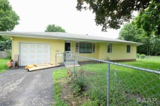 10402 Moss St, Mossville, IL 61552-7506