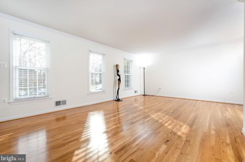 1513 Billman Ln, Silver Spring MD  20902-1415 exterior