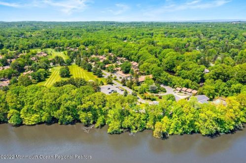 23 Manchester Ct, Tinton Falls NJ 07701-5490 exterior