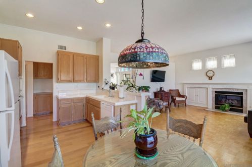 941 Paseo La Cresta, Chula Vista CA  91910-6729 exterior