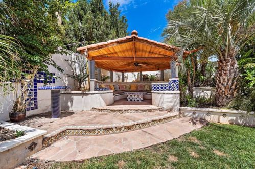 11411 Arroyo Ave, Santa Ana CA  92705-2469 exterior