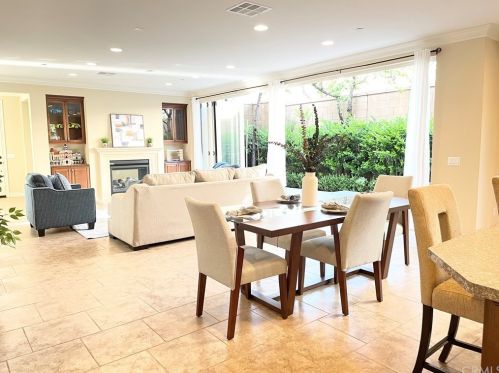 173 Desert Bloom, Irvine CA  92618-8871 exterior