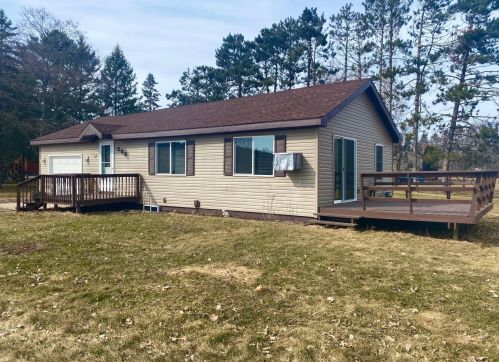 200 Lindquist St, Onamia, MN 56359-2530
