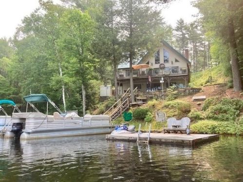 140 Lord Rd, Wakefield, NH 03872-3649