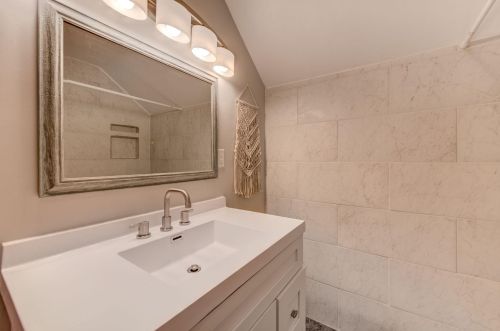 1207 Charlton St, Saint Paul MN  55118-2922 exterior