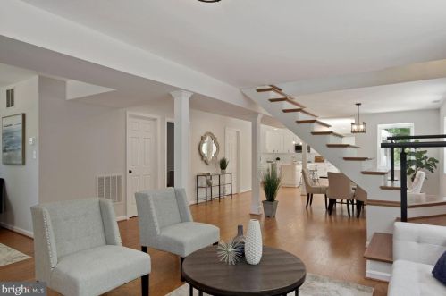 6511 Kansas Ln, Silver Spring MD  20912-4719 exterior