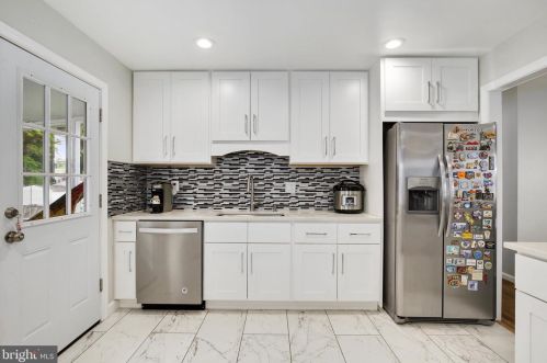 13312 Kara Ln, Silver Spring MD 20904-3425 exterior