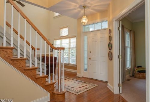 23 Jade Ln, Parsippany, NJ 07834-3720