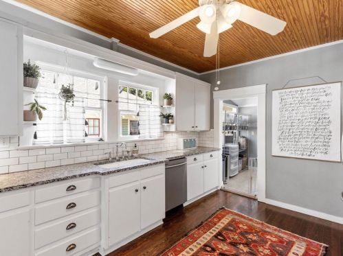 2237 6 Ave, Fort Worth TX  76110-1807 exterior