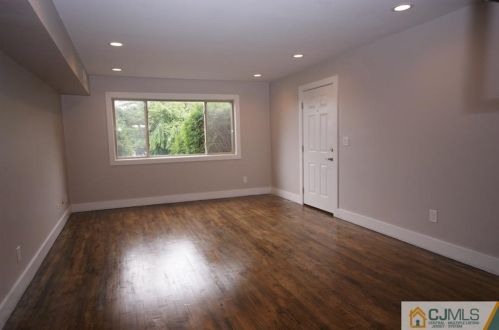 1801 Muriel Ct, Princeton NJ  08540-9569 exterior