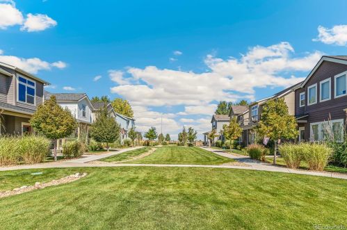 4627 Crestone Peak St, Denver CO  80601-4627 exterior