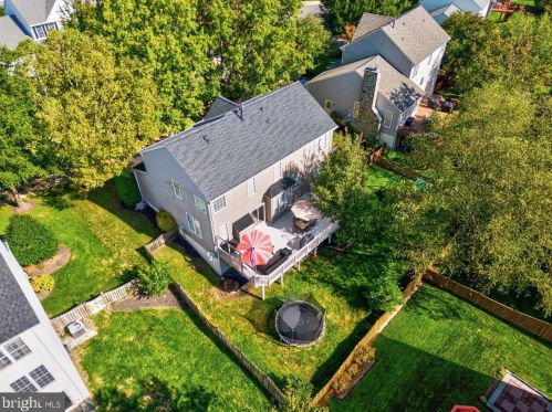 119 Meade Dr, Leesburg, VA 20175-5828