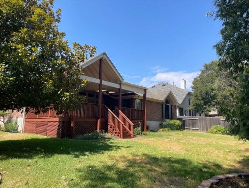1916 Creole Dr, Austin TX  78727-3420 exterior