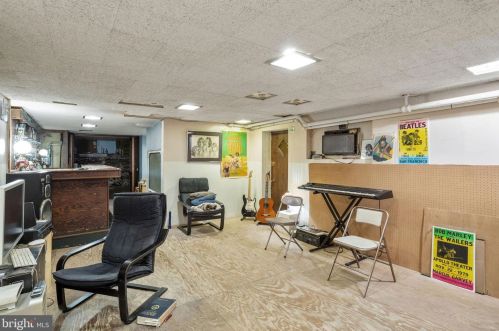 4541 Larchwood Ave, Philadelphia PA 19143-1913 exterior