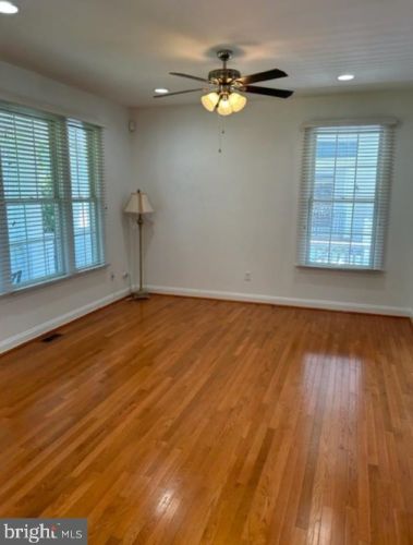 145 Heritage St, Trenton NJ 08691-4100 exterior