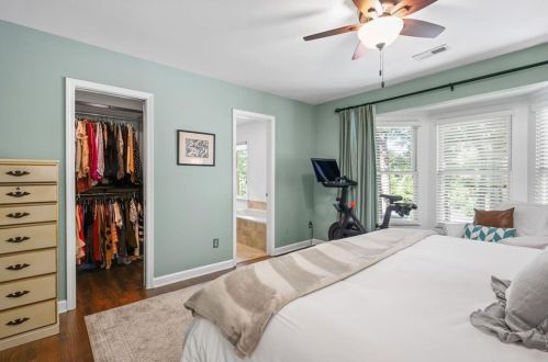 1239 Brookhaven Park Pl, Atlanta GA  30319-4570 exterior