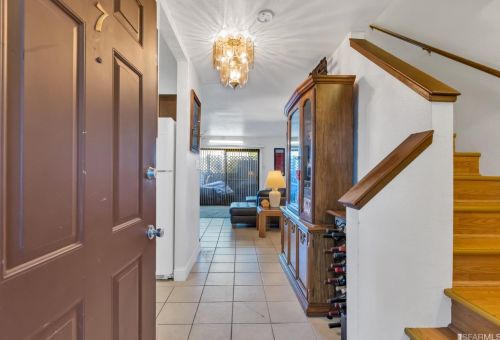 199 Harris Rd, Hayward, CA 94544-5315