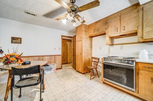 460 Oglesby Bridge Rd, Conyers GA  30094-4142 exterior