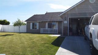 6114 Salmon Dr, Pasco, WA 99301-6829