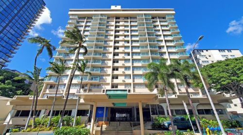 444 Kanekapolei St, Honolulu HI  96815-3038 exterior