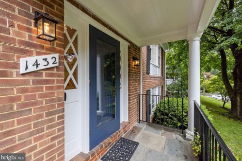 1432 Ironwood Dr, Mc Lean, VA 22101-2521