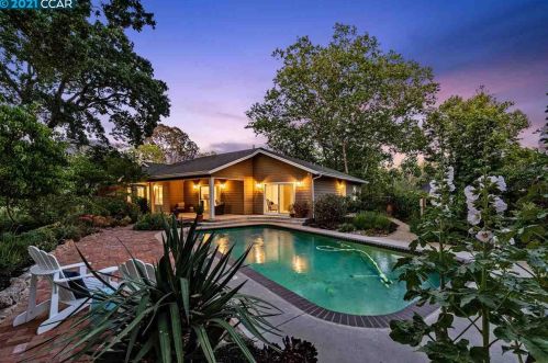 1790 Ruth Dr, Concord CA  94523-2942 exterior