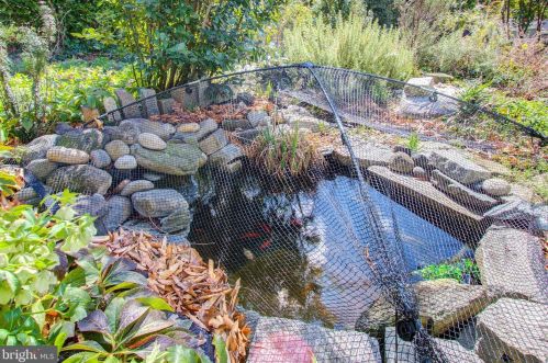 24 Pine Ave, Silver Spring MD 20912-4677 exterior