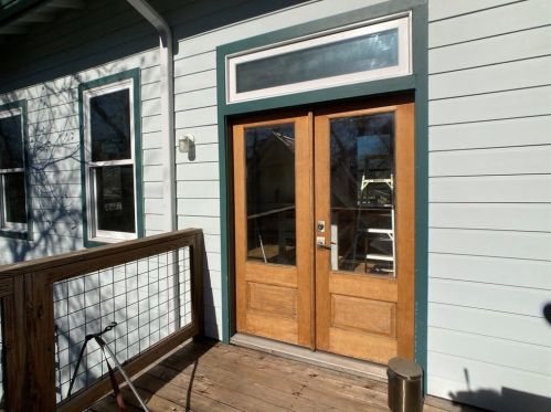 1402 2nd St, Austin TX  78702-4310 exterior