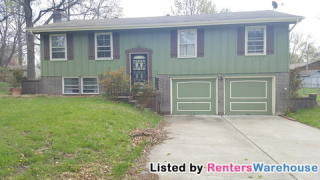 515 Adams St, Raymore MO  64083-9178 exterior