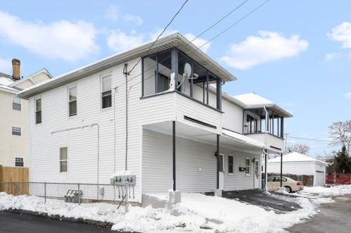 74 Hollis St, Woonsocket, RI 02895-5832
