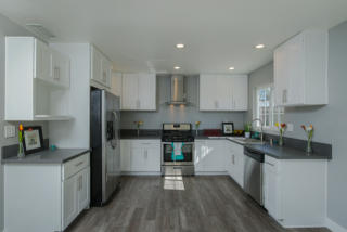 673 Harding St, Escondido, CA 92027-1940