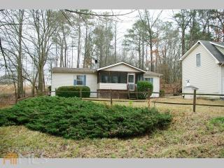 2729 Friendship Rd, Buford, GA 30519-1937