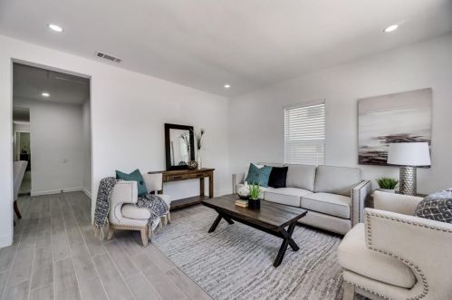 2735 Grafton Ave, Dallas TX  75211-5711 exterior