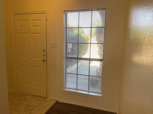 833 Springfield Dr, Cedar Hill TX  75104-7517 exterior