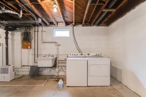 2495 13th Ave, Saint Paul MN  55109-2437 exterior