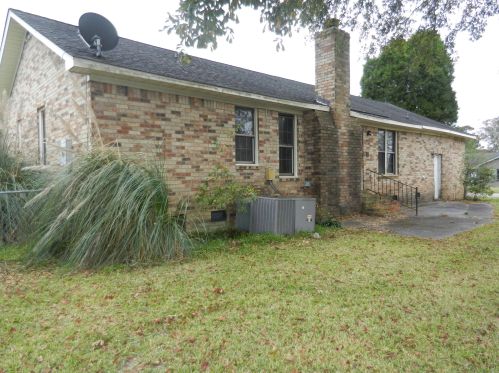 1432 Foxtail Pine Rd, Ladson SC  29456-3153 exterior